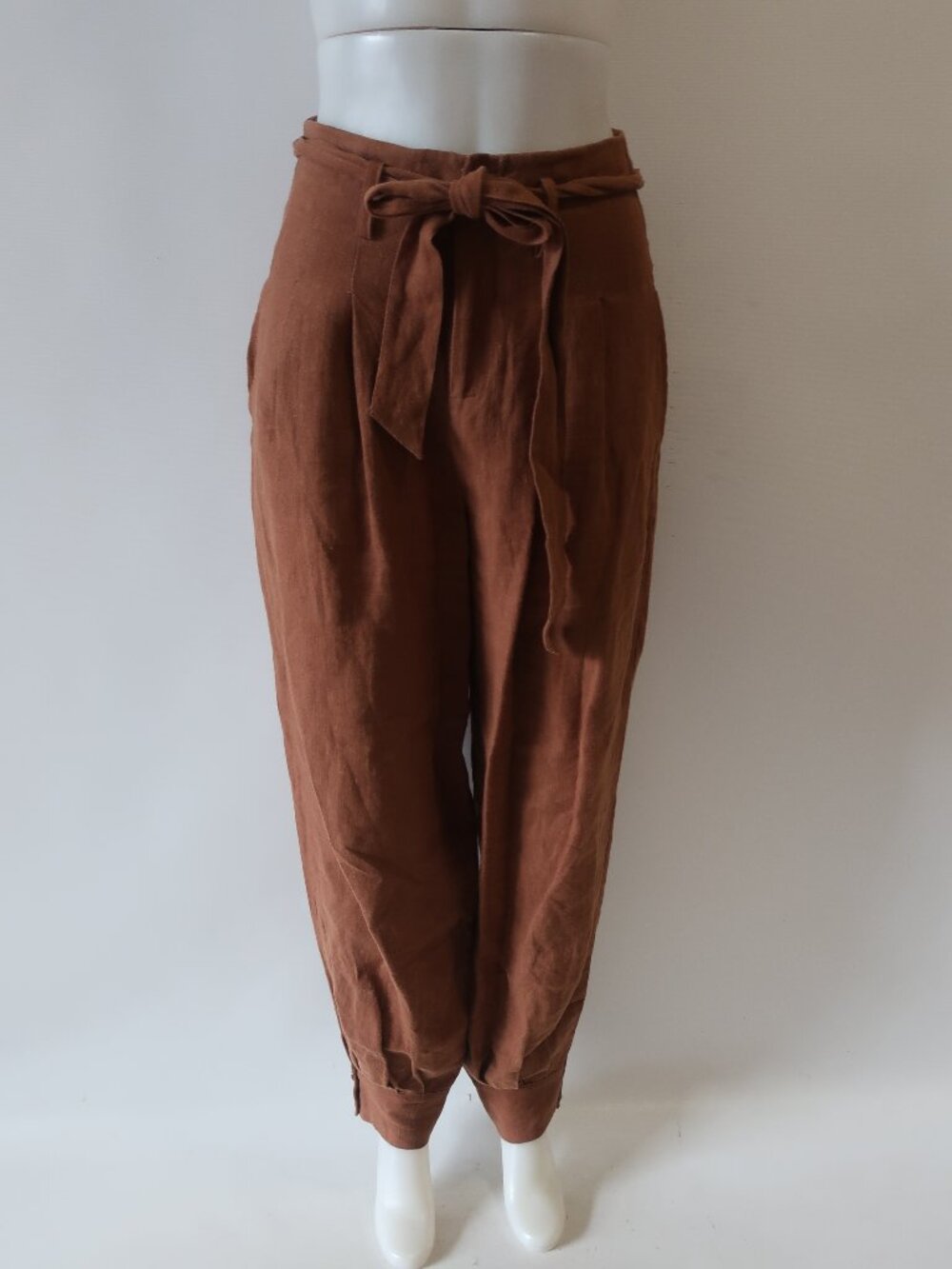 Womens Ronny Kobo Brown (Item- 43) Belted Pleated Tapered Cropped Linen Pants S - Picture 1 of 12